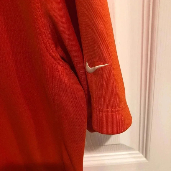 Men’s Nike golf shirt size large - Picture 1 of 3
